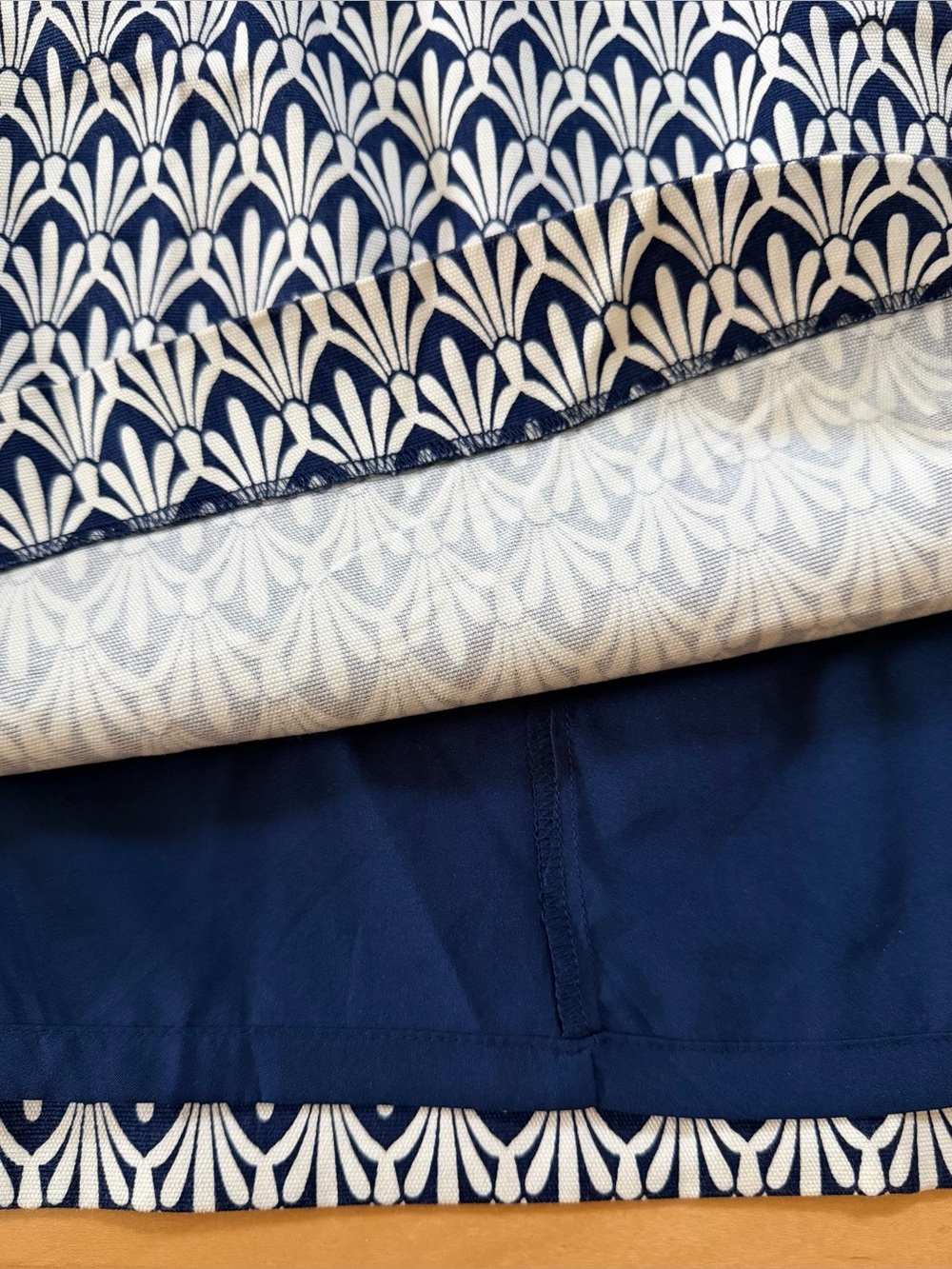 Talbots Cotton Geometric Pattern Print Skirt - Navy & White - Size 12 - Picture 9 of 12